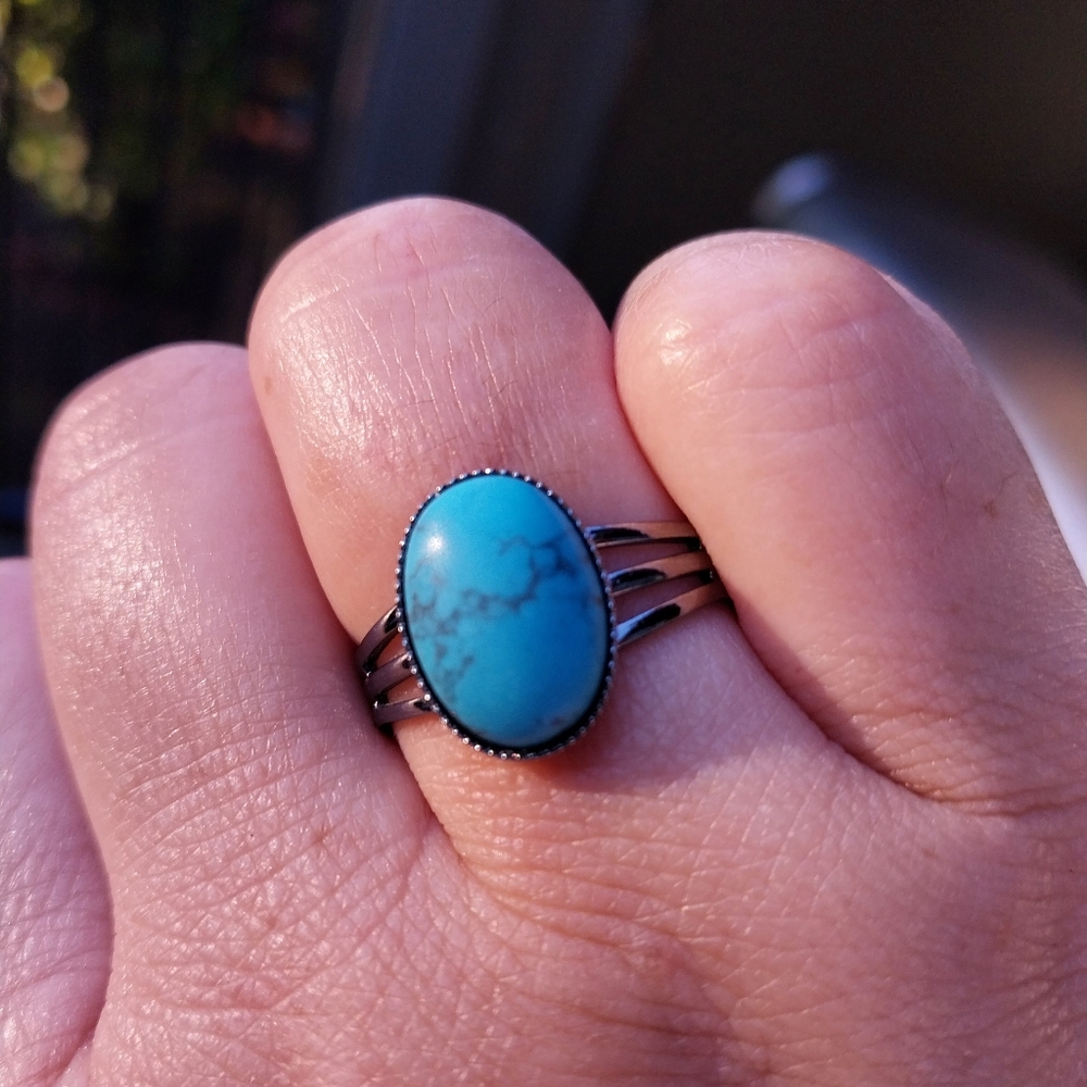 Adjustable Turquoise Ring - Picture 3 of 6